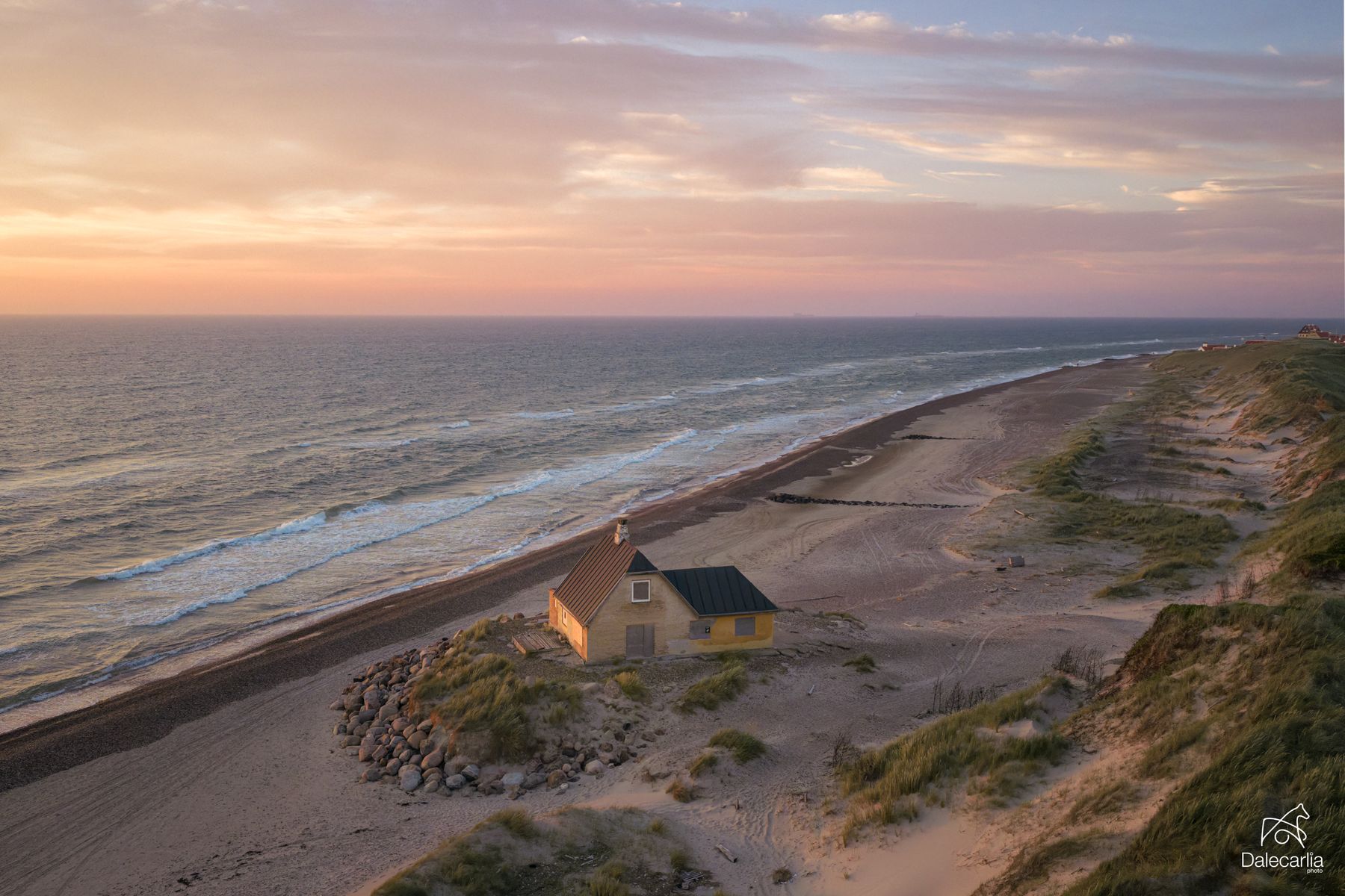 Kustlandskap vid Skagen i sommarljus